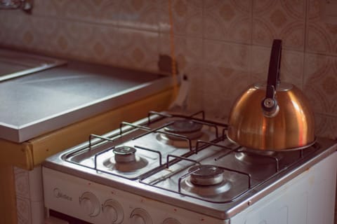 Kitchen or kitchenette, Communal kitchen