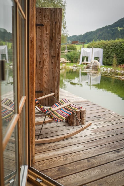 Balcony/Terrace, Garden view, Mountain view