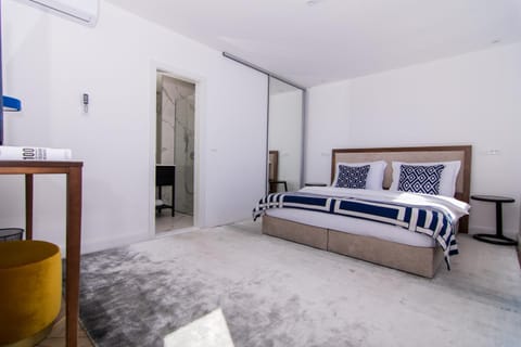 Seafront Luxury Apartments Fun Apartamento in Trogir