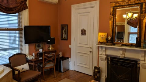 McGee's Inn Chambre d’hôte in Gatineau