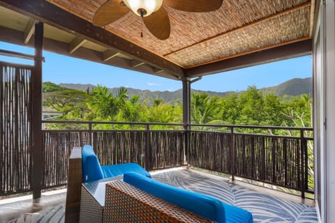 Day, Natural landscape, Balcony/Terrace, Mountain view