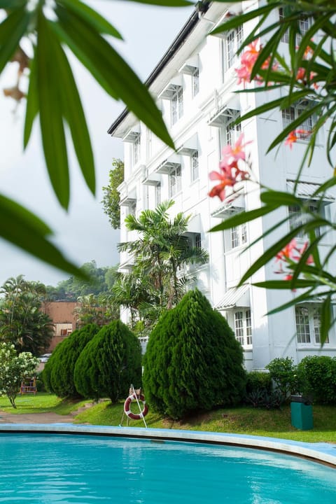 Hotel Suisse Hôtel in Kandy