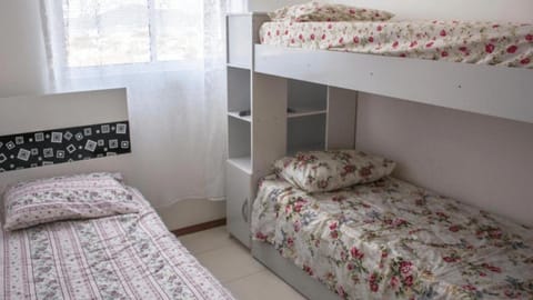 Bed, Bedroom, bunk bed