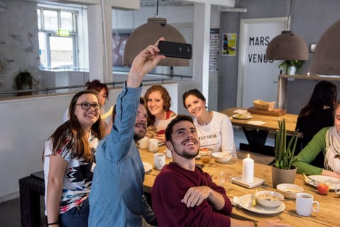 People, Continental breakfast, Buffet breakfast, group of guests