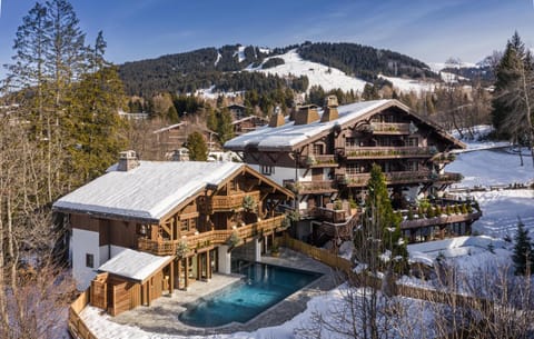 Property building, Bird's eye view, Winter, Mountain view