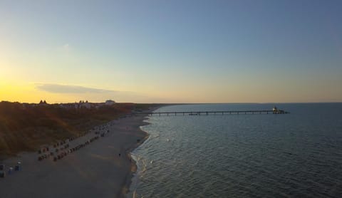 Nearby landmark, Off site, Natural landscape, Beach, Autumn, Sunset