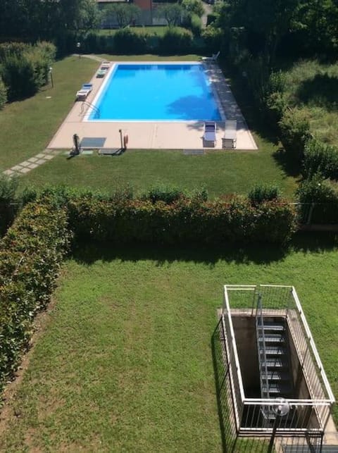 Garden, Swimming pool, Swimming pool