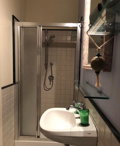 CAFFELETTI friendly B&B Bed and Breakfast in Torre del Lago