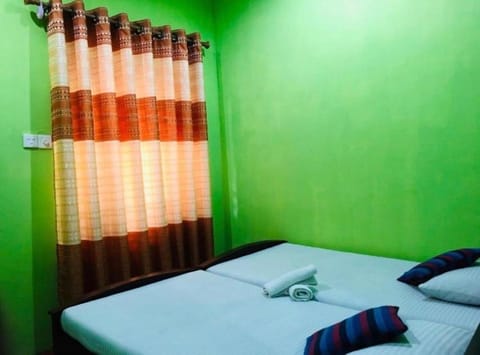 Kumari Guest House Bed and Breakfast in Central Province