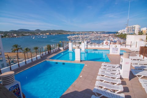 Sunside Central Park Apartamentos - Only Adults Condo in Sant Antoni Portmany