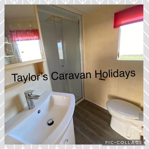 Taylor's Caravan Holiday's 8 Berth (Coral Beach) Campingplatz /
Wohnmobil-Resort in Ingoldmells