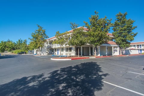 Motel 6-Redding, CA - South Hotel in Redding