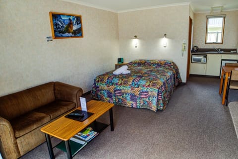 Parklands Motel Motel in Te Anau