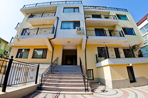 Galata Apartment in Varna