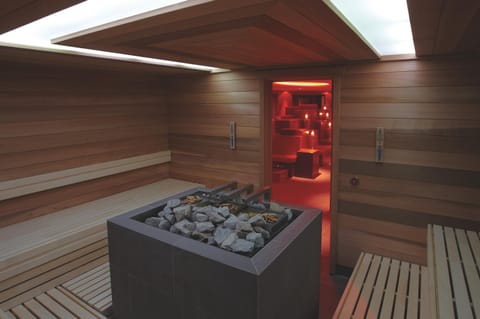 Sauna, Spa and wellness centre/facilities