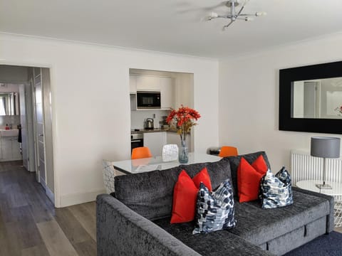 Saffron Court by Wycombe Apartments - Apt 06 Appartement in High Wycombe