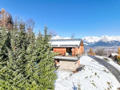 Chalet Papillon by Interhome Chalé in Nendaz