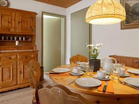 Apartment Apartmen Nölly by Interhome Apartment in Davos