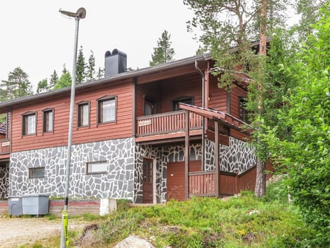 Holiday Home Kärpänrinne b by Interhome House in Lapland