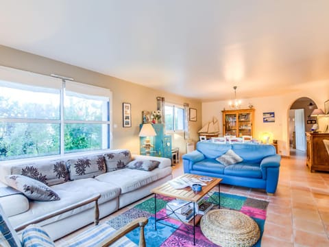 Holiday Home Roch Azur by Interhome House in Brittany