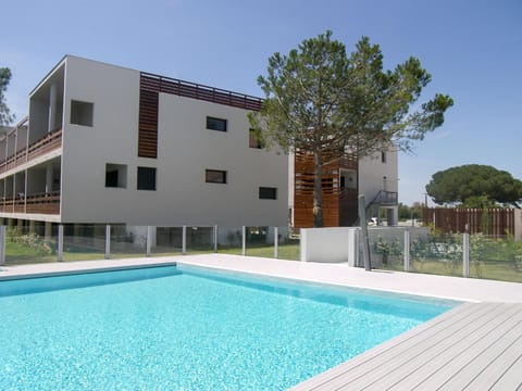 Apartment Le Golf Clair by Interhome Apartamento in Saint-Cyprien