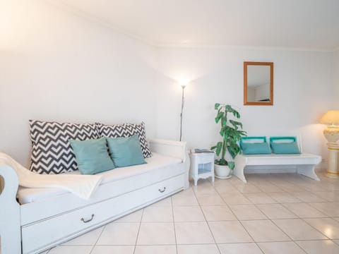 Apartment Le Grand Parc-6 by Interhome Apartment in Fréjus