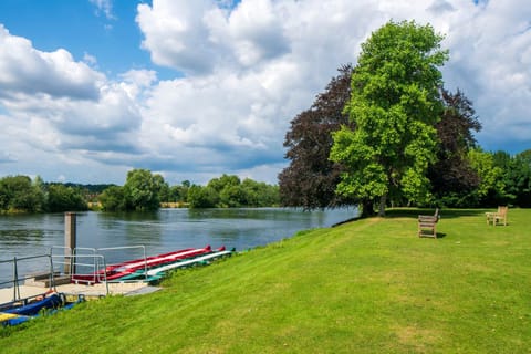 Garden, Area and facilities