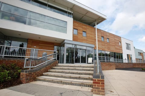 Facade/entrance, Decorative detail, Street view