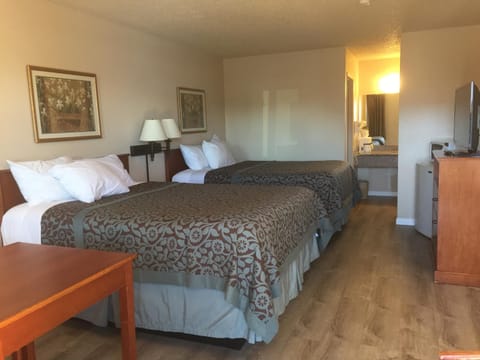Travel Inn - Mesa Hotel in Mesa