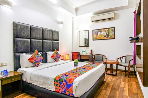 FabHotel Cameron Hotel in Noida