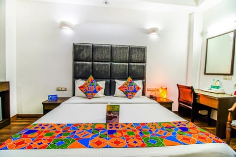 FabHotel Cameron Hotel in Noida
