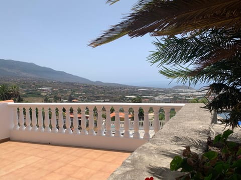 Balcony/Terrace, Mountain view, Sea view