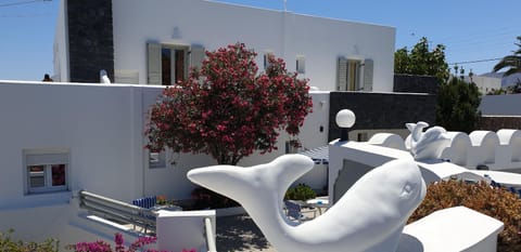 Atlas Pension Bed and Breakfast in Santorini