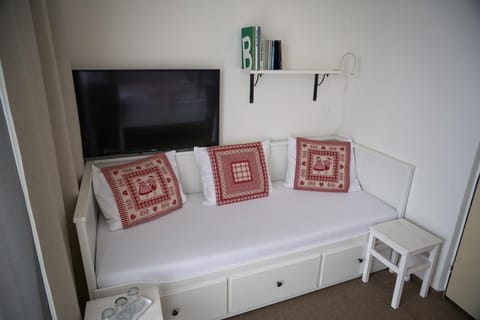 TV and multimedia, Bedroom