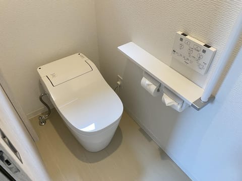 Toilet, Bathroom