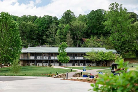 Waynesville Inn and Golf Club, Tapestry Collection by Hilton Resort in Waynesville