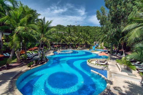 Garden view, Swimming pool