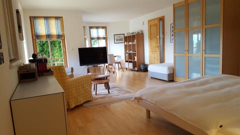 Suite mit Parkplatz Gebertingen Bed and Breakfast in St. Gallen, Switzerland