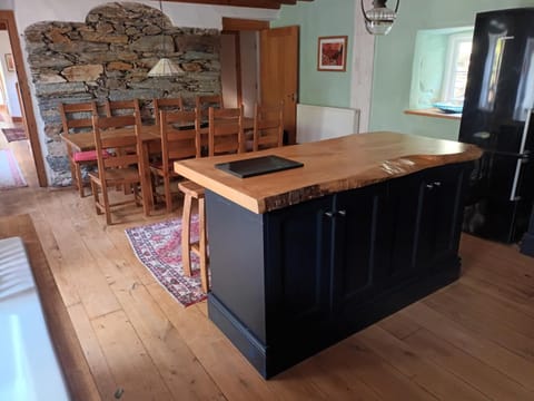 Yr Hen Feudy House in Wales