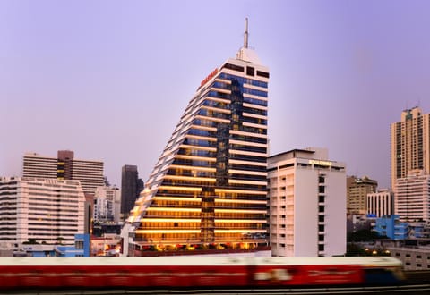 Property building, Neighbourhood, Bird's eye view, City view, Street view