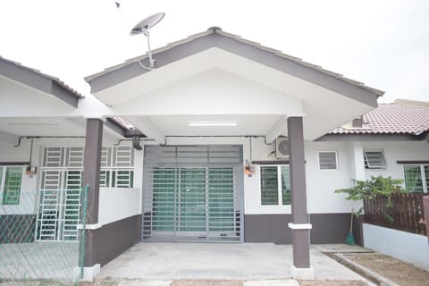 Arau Idaman Homestay House in Kedah