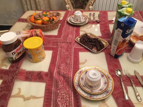 Colazione da Lolly Bed and Breakfast in Naples