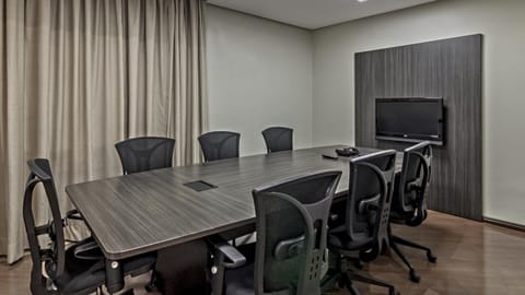 Meeting/conference room