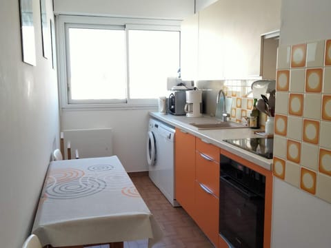 Appartement Les Sables-d'Olonne, 2 pièces, 4 personnes - FR-1-331-90 Condo in Château-d'Olonne