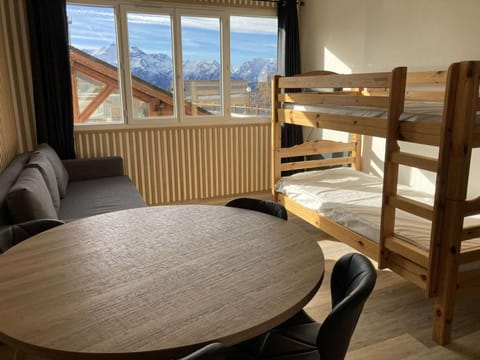 Appartement Huez, 1 pièce, 4 personnes - FR-1-405-24 Condo in L'Alpe d'Huez