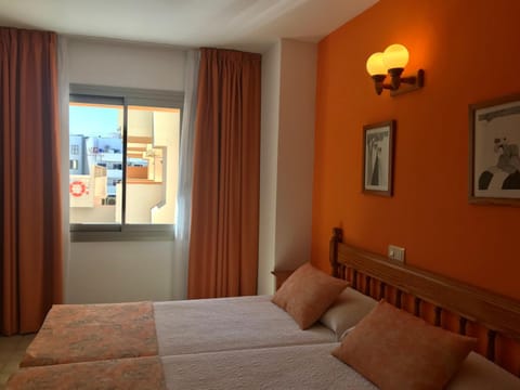 Apartamentos Jovial Appart-hôtel in Sant Antoni Portmany