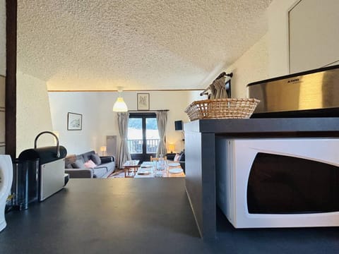 Spacieux Triplex 4 pièces, 7 couchages, proche pistes, parking, calme - FR-1-330F-74 Apartment in Le Monêtier-les-Bains