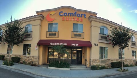 Comfort Suites Near City of Industry - Los Angeles Hotel in West Covina