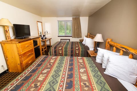 FairBridge Inn and Suites Sandpoint Hotel in Ponderay