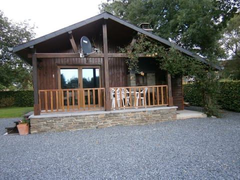 Le Chalet Pré de la Fontaine Chalet in Wallonia, Belgium